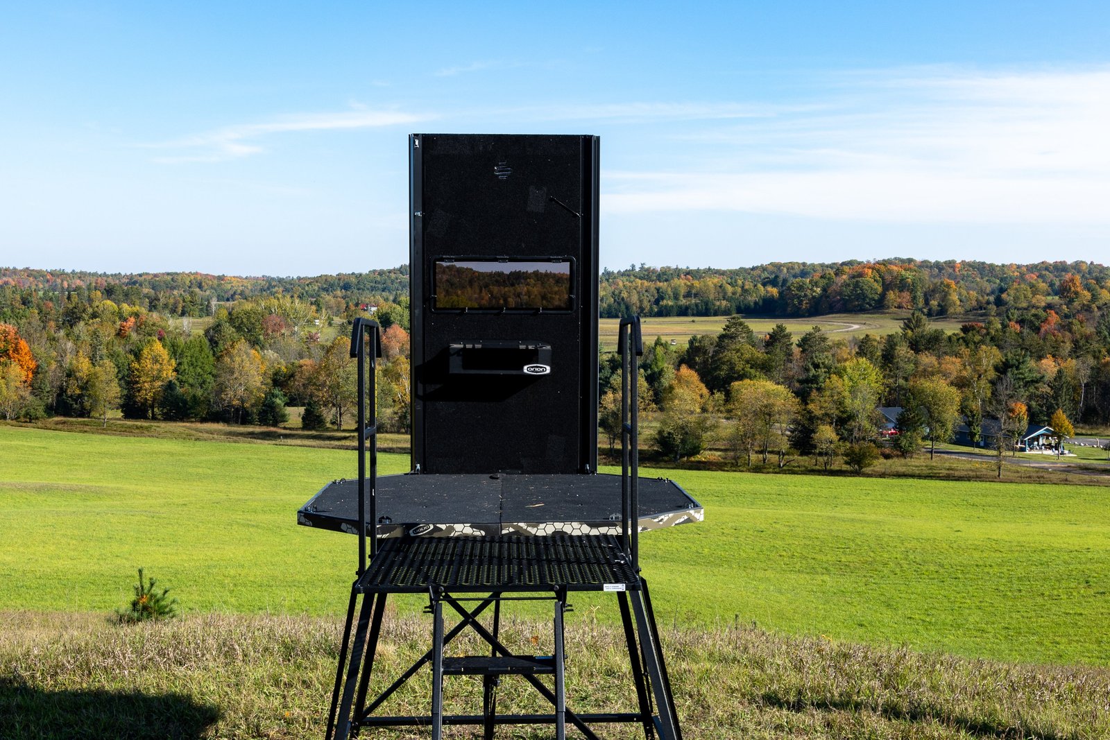 Orion 68VT - Modular Archery Deer Hunting Blind with Tinted Windows - Image 8