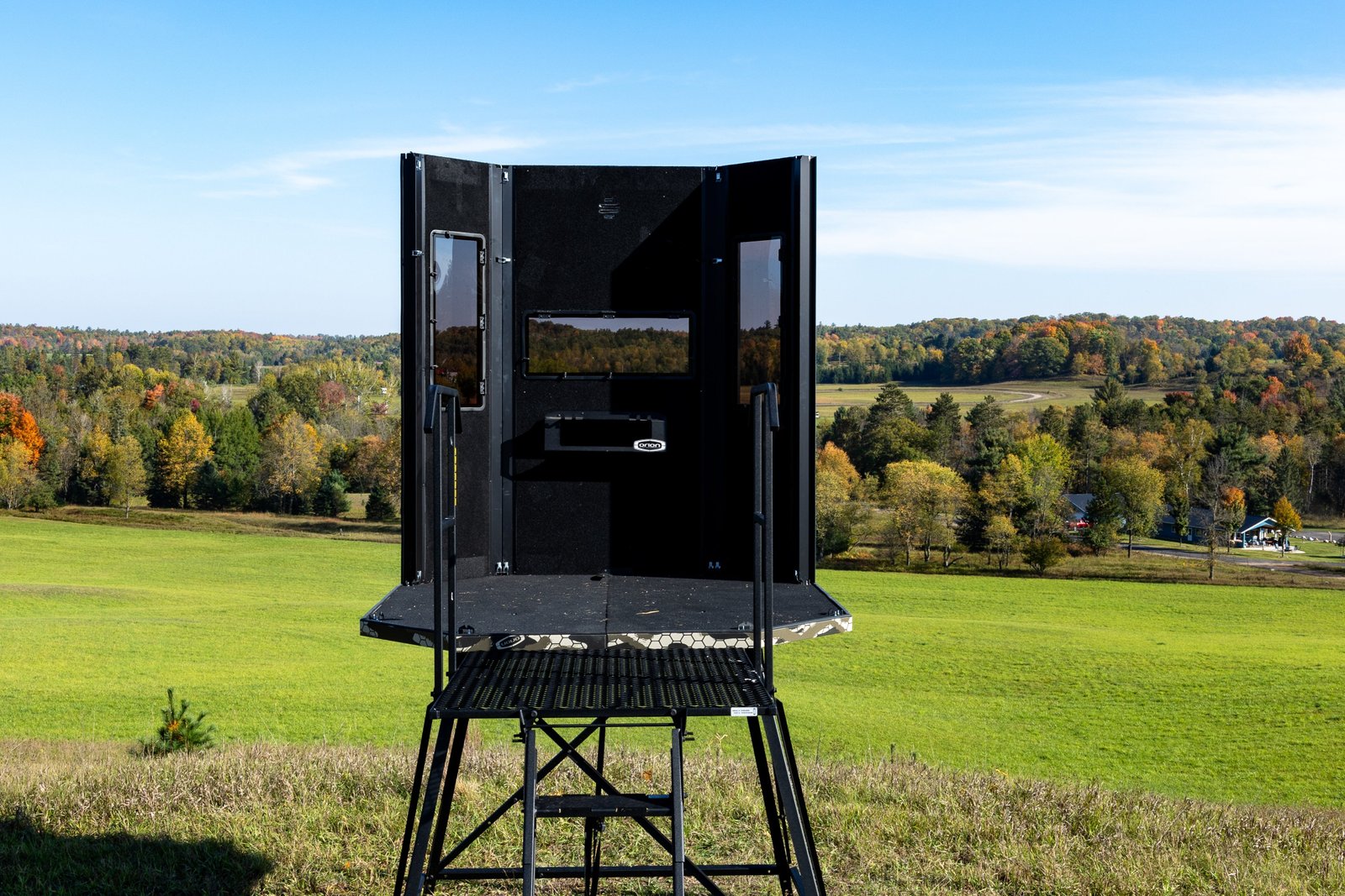 Orion 68VT - Modular Archery Deer Hunting Blind with Tinted Windows - Image 9