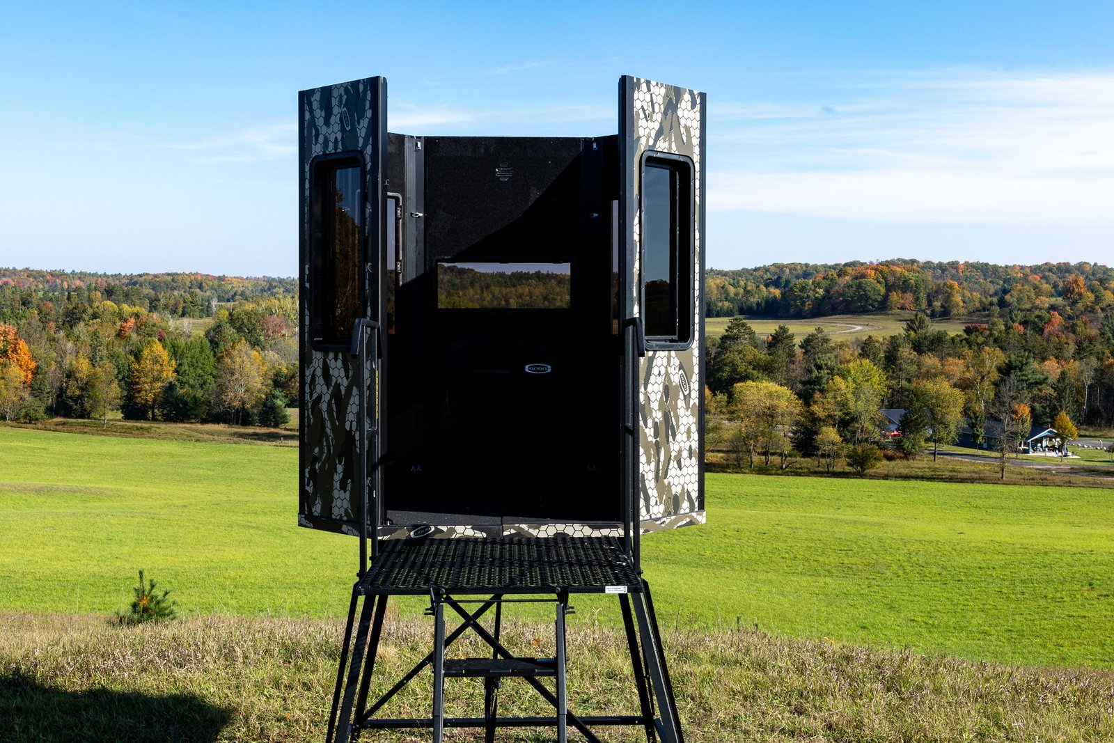 Orion 68VT - Modular Archery Deer Hunting Blind with Tinted Windows - Image 10
