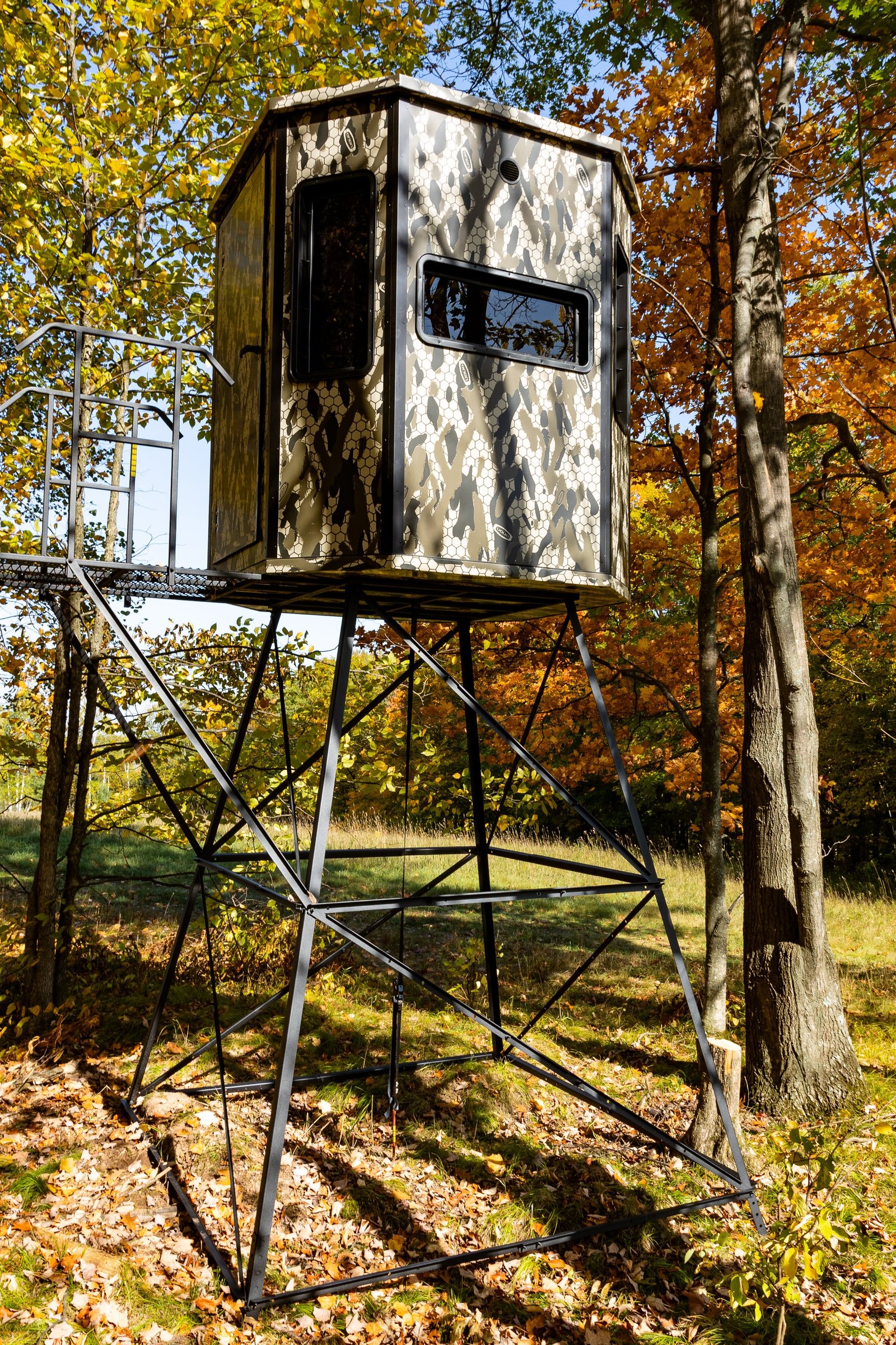 10ft Ladder - Elevated Deer Blind Stand - Image 2