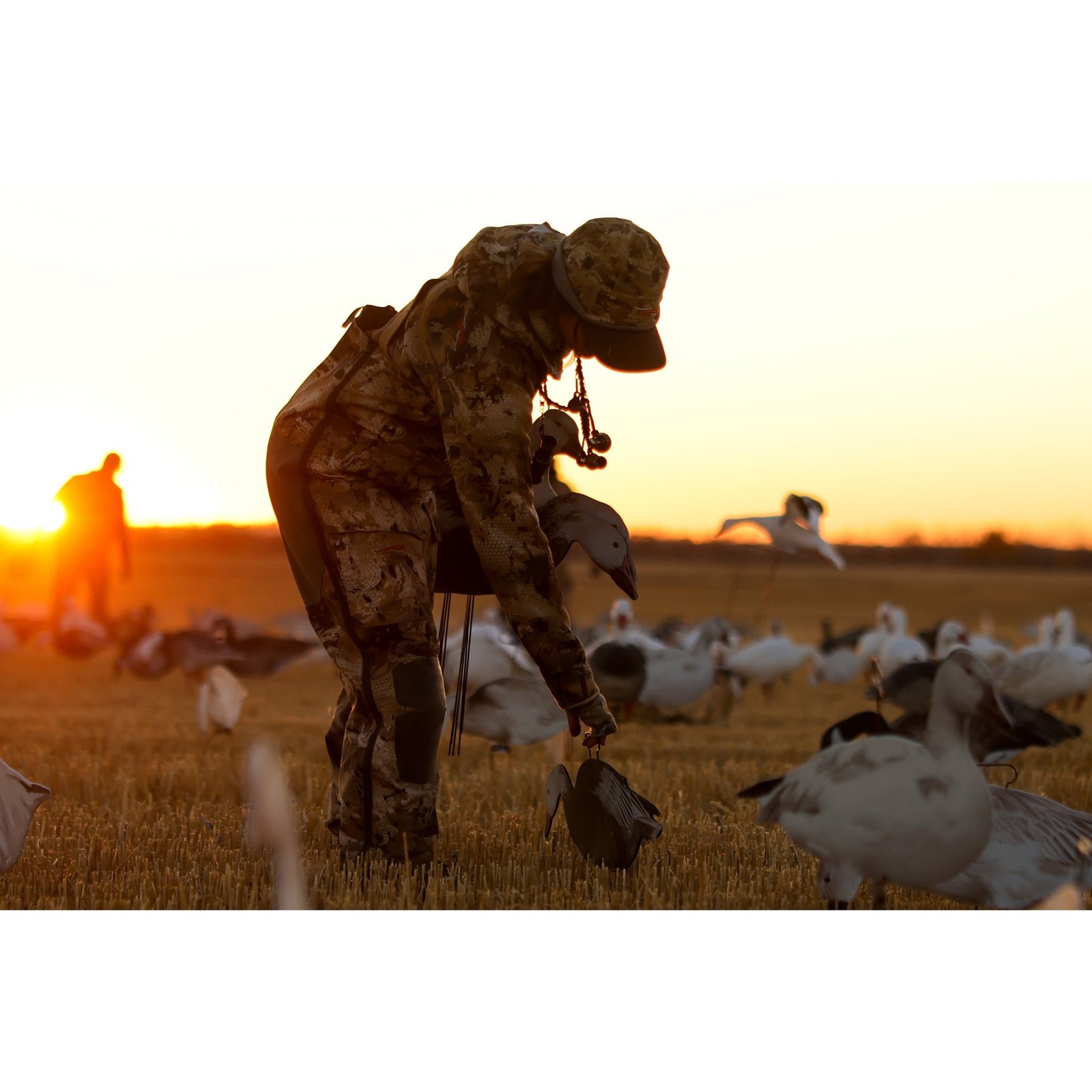 FLATS Snow/Juvie Goose Motion Silhouette - Image 7