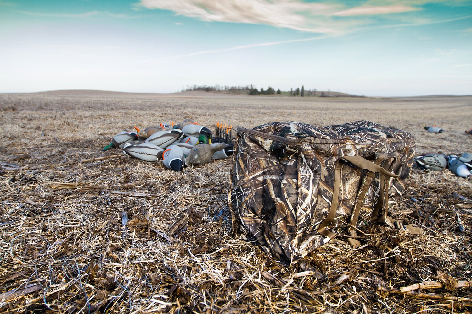 Deluxe 12 Slot Duck Decoy Bag - Max-5 - Image 2
