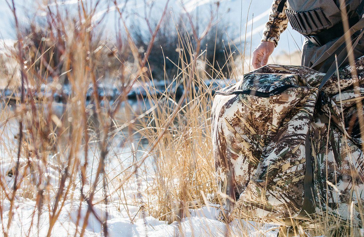 Deluxe 6 Slot Goose Decoy Bag - First Lite Typha™ - Image 4
