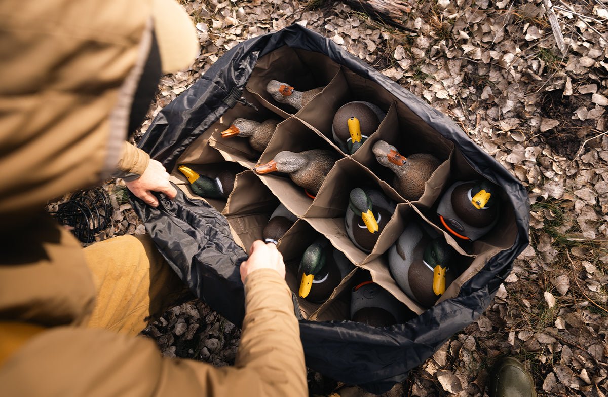 12 Slot Full Body Duck Decoy Bag - Dirt - Image 4